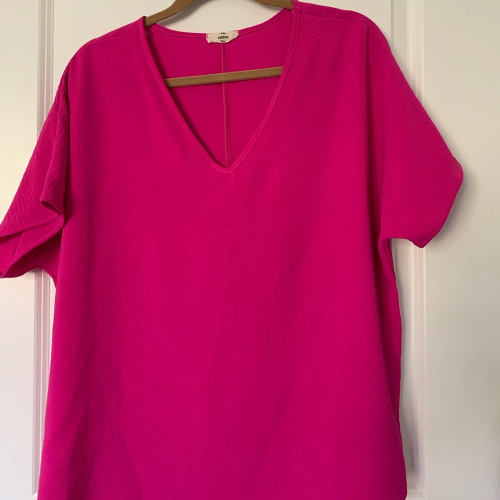 EUC v-neck top